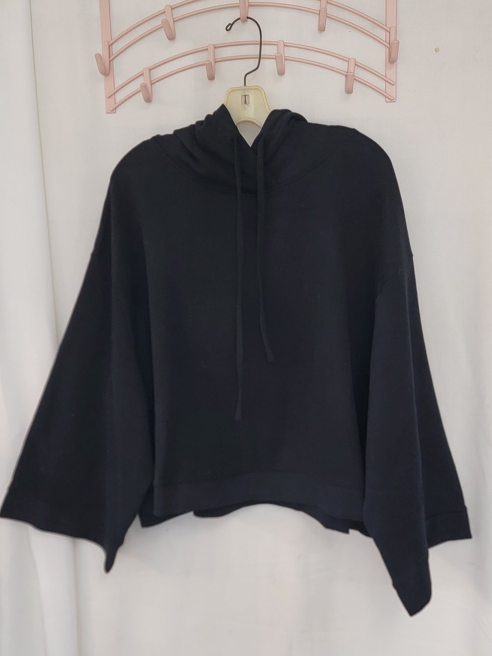 Women's Black Cropped Hoodie Sweatshirt